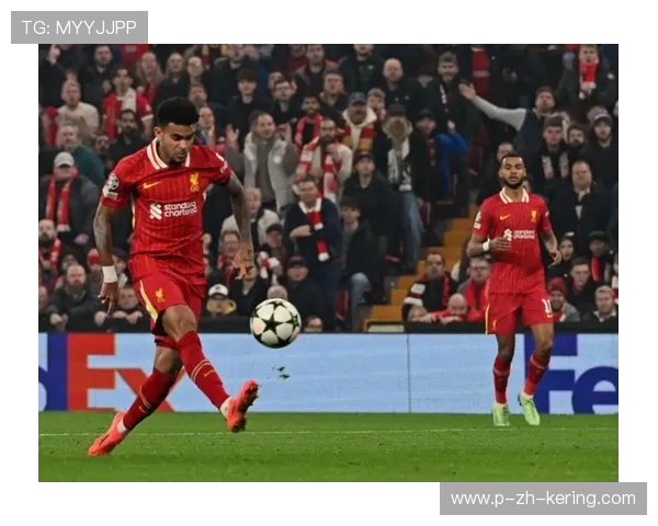 利物浦左翼持续强攻，迪亚斯搓射稍稍打偏