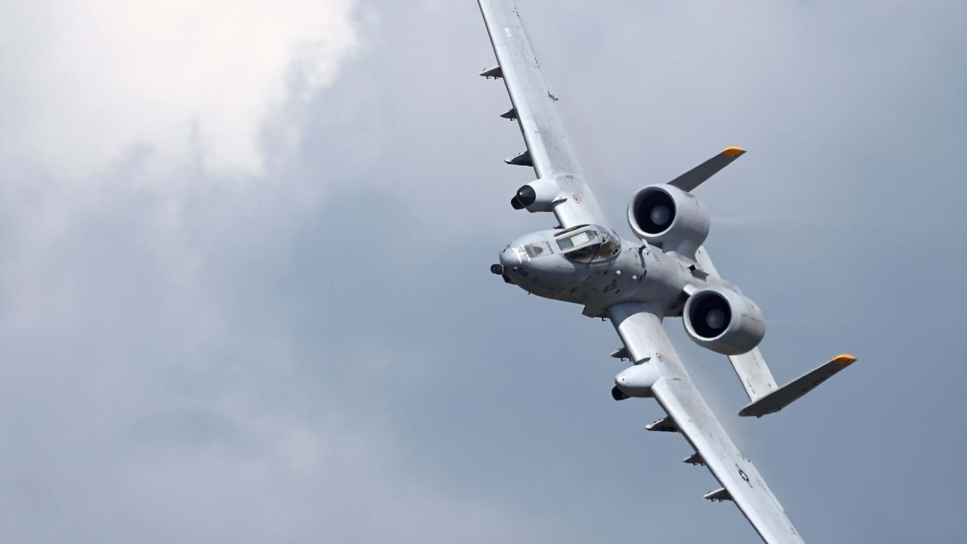 蝶泳划水效率数据解读，蝶泳的划水动作轨迹是三维的