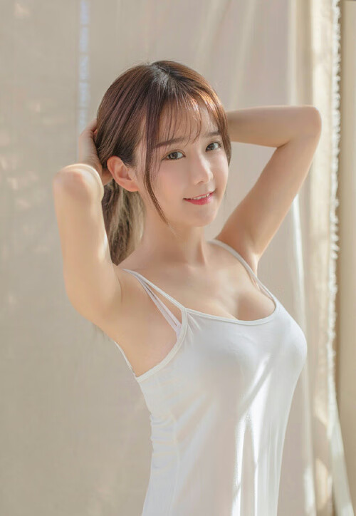 基：全黑队后防线的重要支柱，防守反应速度极快