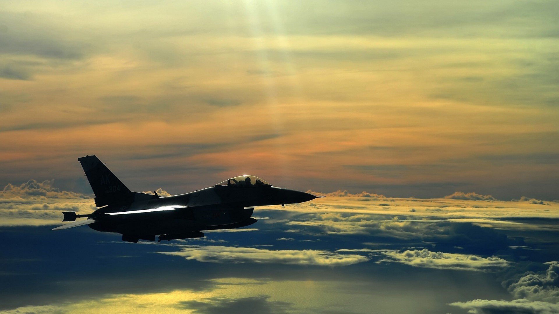 张雨霏比赛中展现超强后程冲刺能力,张雨霏的比赛项目