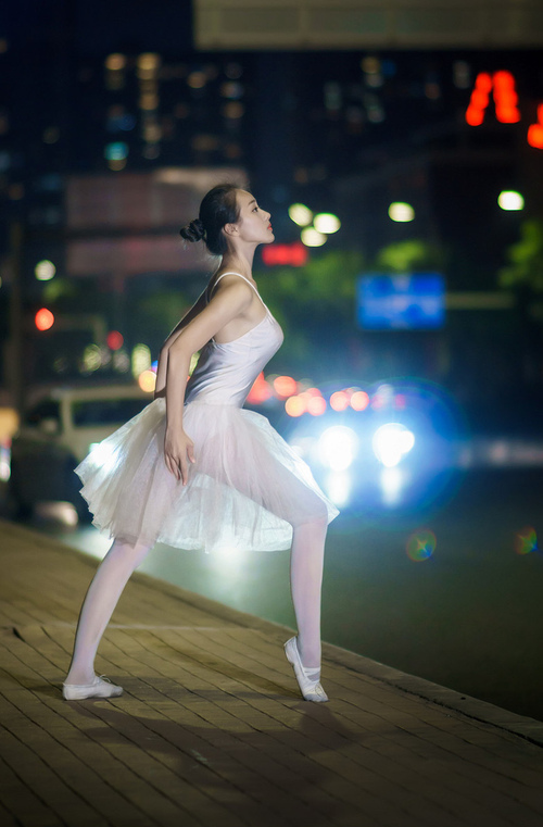 格鲁吉亚男篮在亚洲预赛中逆境奋战，期待突破