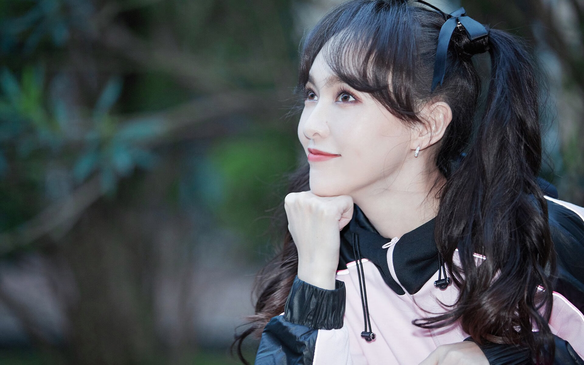 中国足球国际教练引进与本土培养融合路径,中国足球聘请外国教练对中国足球未来发展有什么作用