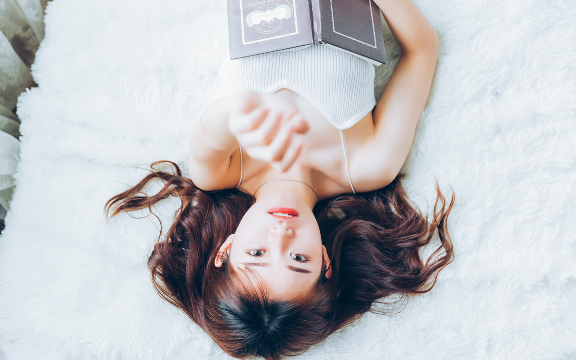 开云·体育官网-中超焦点战 鲁沪PK引爆赛场，中超第九轮鲁能对上港